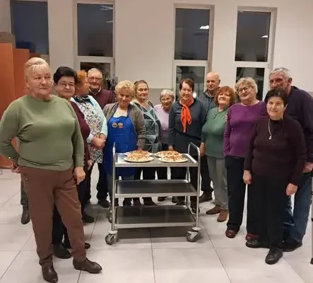 Dzień Seniora w wyjątkowej atmosferze – wspólna kolacja i domowe kluski